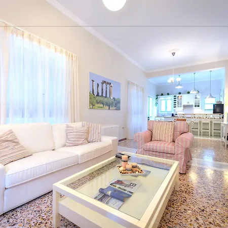 The Mansion - Mediterranean Kalamata