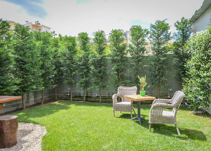 The Mansion - Mediterranean Kalamata