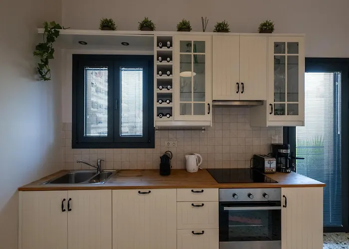 The Mansion - Mediterranean Villa *