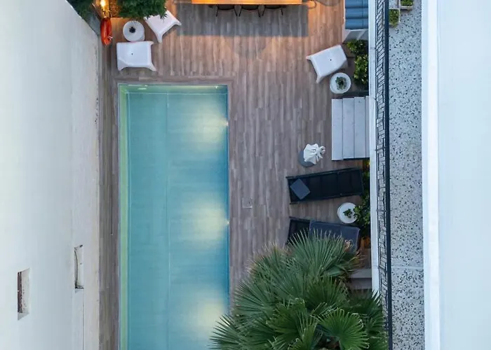 The Mansion - Mediterranean *