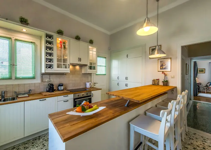 The Mansion - Mediterranean Calamata