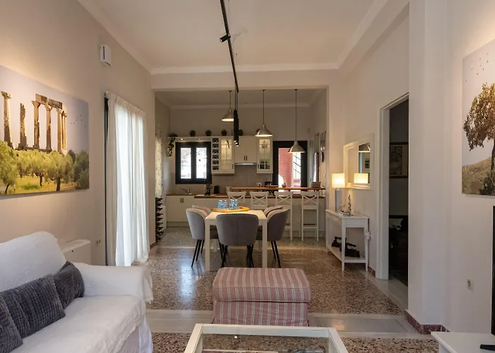 The Mansion - Mediterranean Villa *